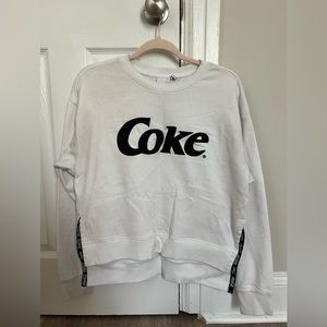 Cola factory crew. Willing to talk about price and send more pictures.